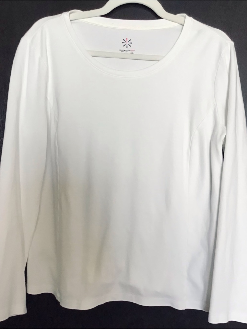 Isaac Mizrahi 3 Tees.  White Crew Neck LS & Tan and Navy V Necks 3/4 Sleeves - Picture 3 of 14